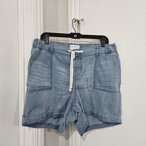 Shorts, Size 14 drawstring